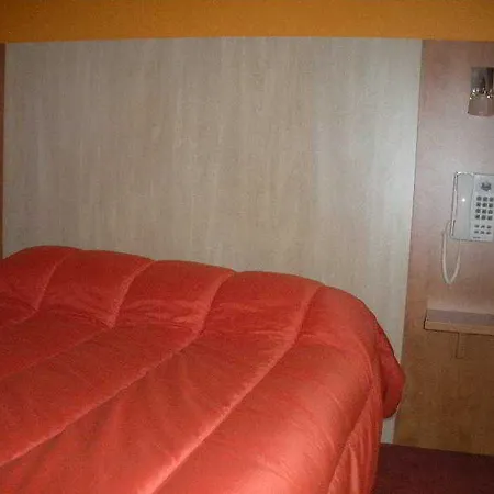 Otel The Originals City, Novella, Centre Gare 2*